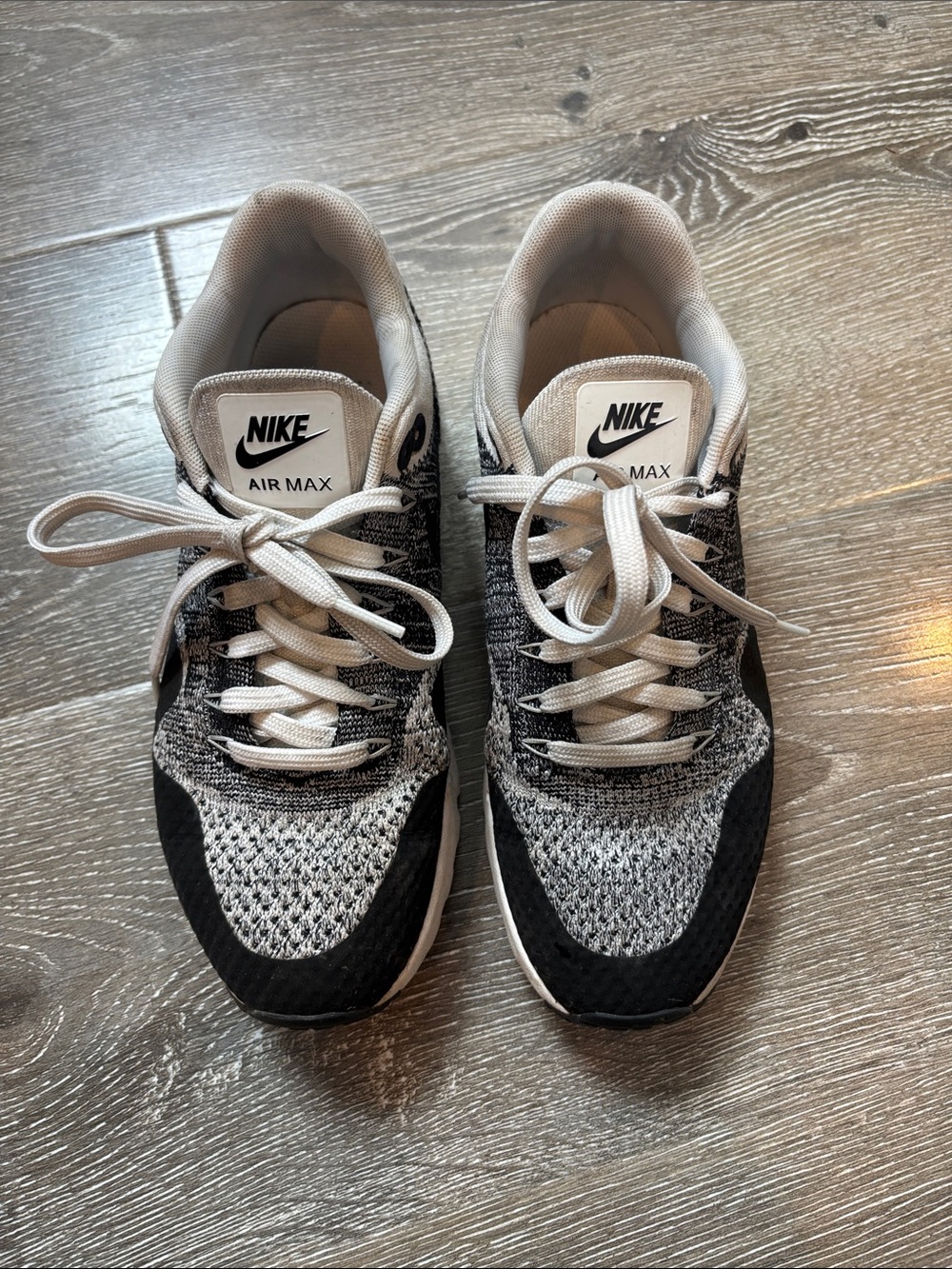 Nike Air Max Knit Sneakers - Black, White & Gray